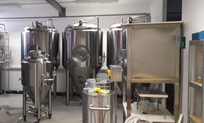 Equipement de brasserie 1000l (1)