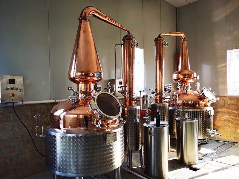 whiskey distillery equipment.2