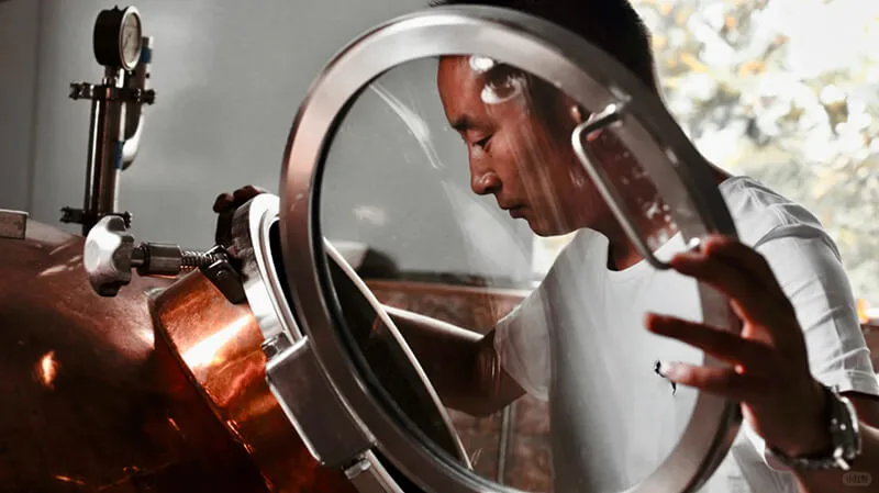 whiskey distillery equipment5