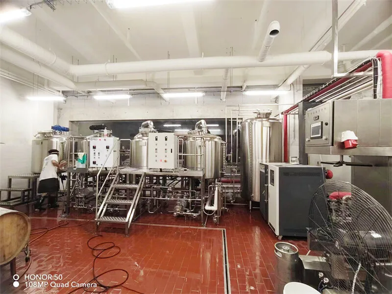 1000l brewery equipment (1)