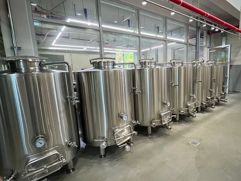 1000l wine tank 2
